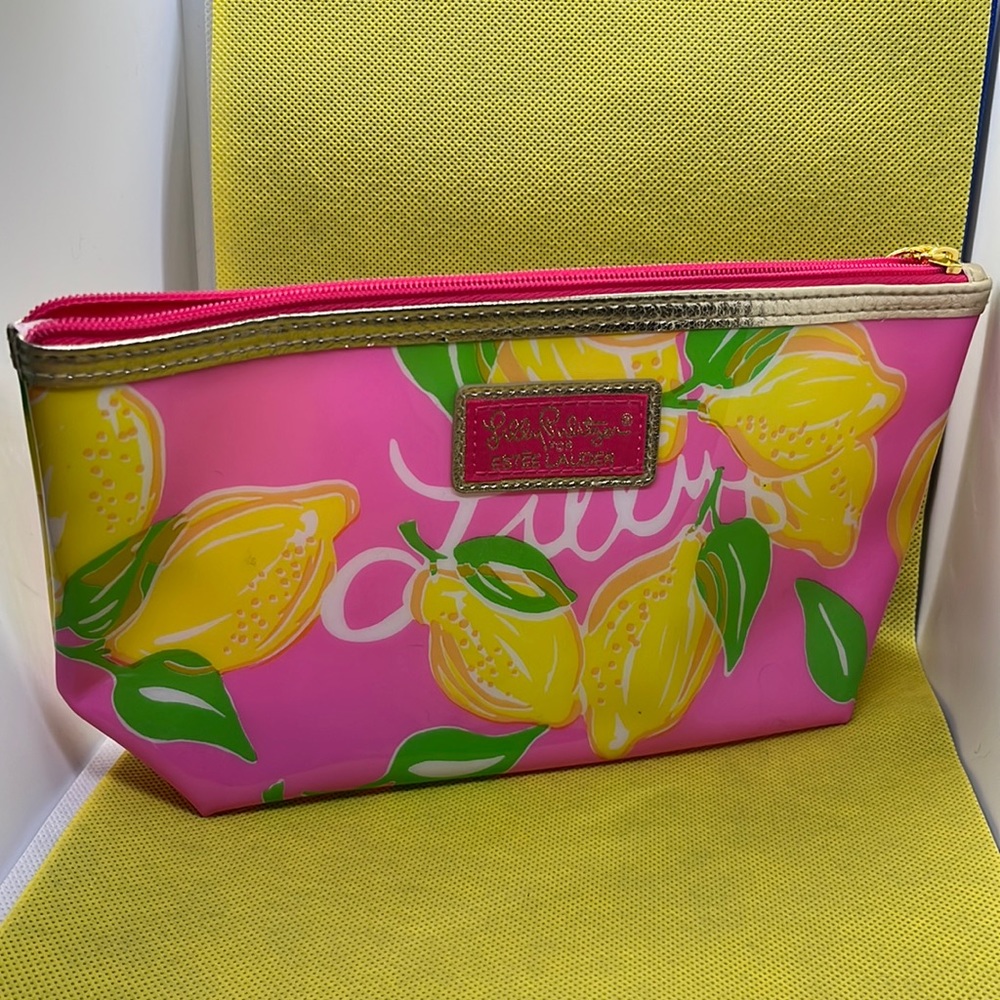 NWOT Lilly Pulitzer/ Ester Lauder Makeup bag